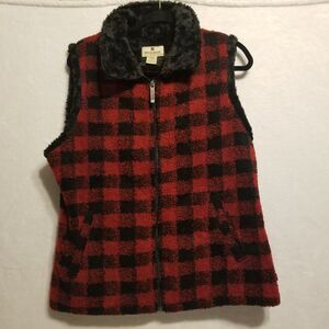 Woolrich L Vest Fleece Buffalo Check Faux Fur Trim Red Black Soft Outdoors Cozy
